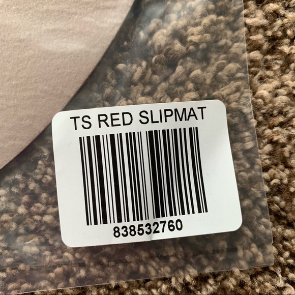 NEW Taylor Swift RED Slip Mat Cover - Picture 3 of 9